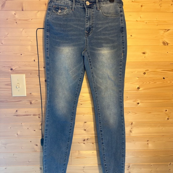 True Religion skinny jeans Size 26 NWT - Picture 12 of 12